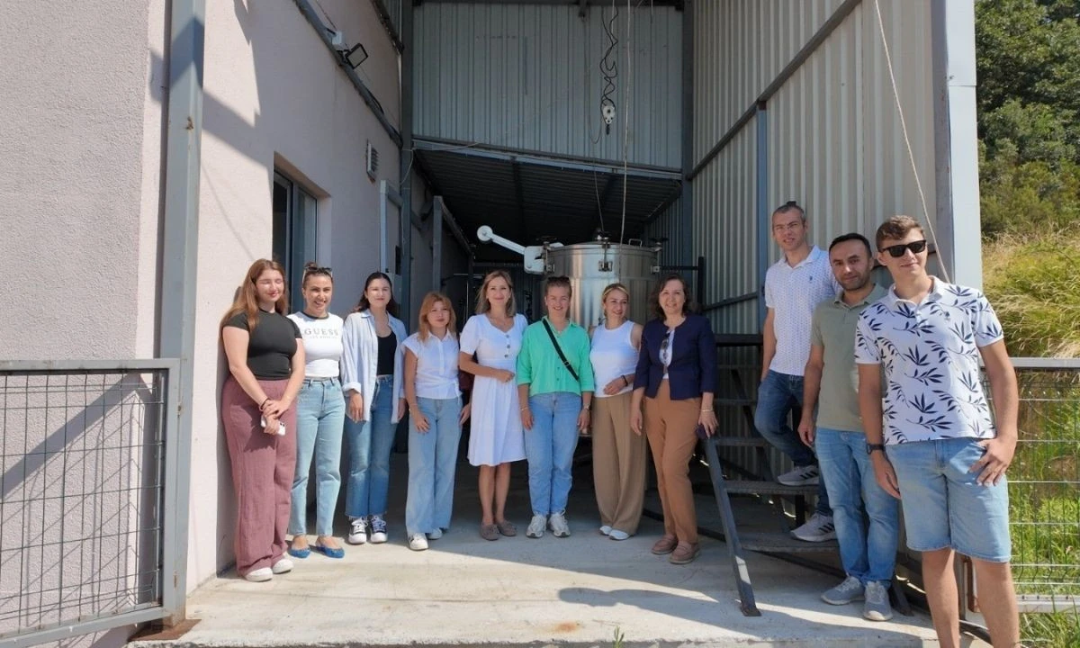 D&uuml;zce'de Lavanta Artık Sadece &Ccedil;i&ccedil;ek Değil! Katma Değerli &Uuml;r&uuml;ne D&ouml;n&uuml;ş&uuml;yor