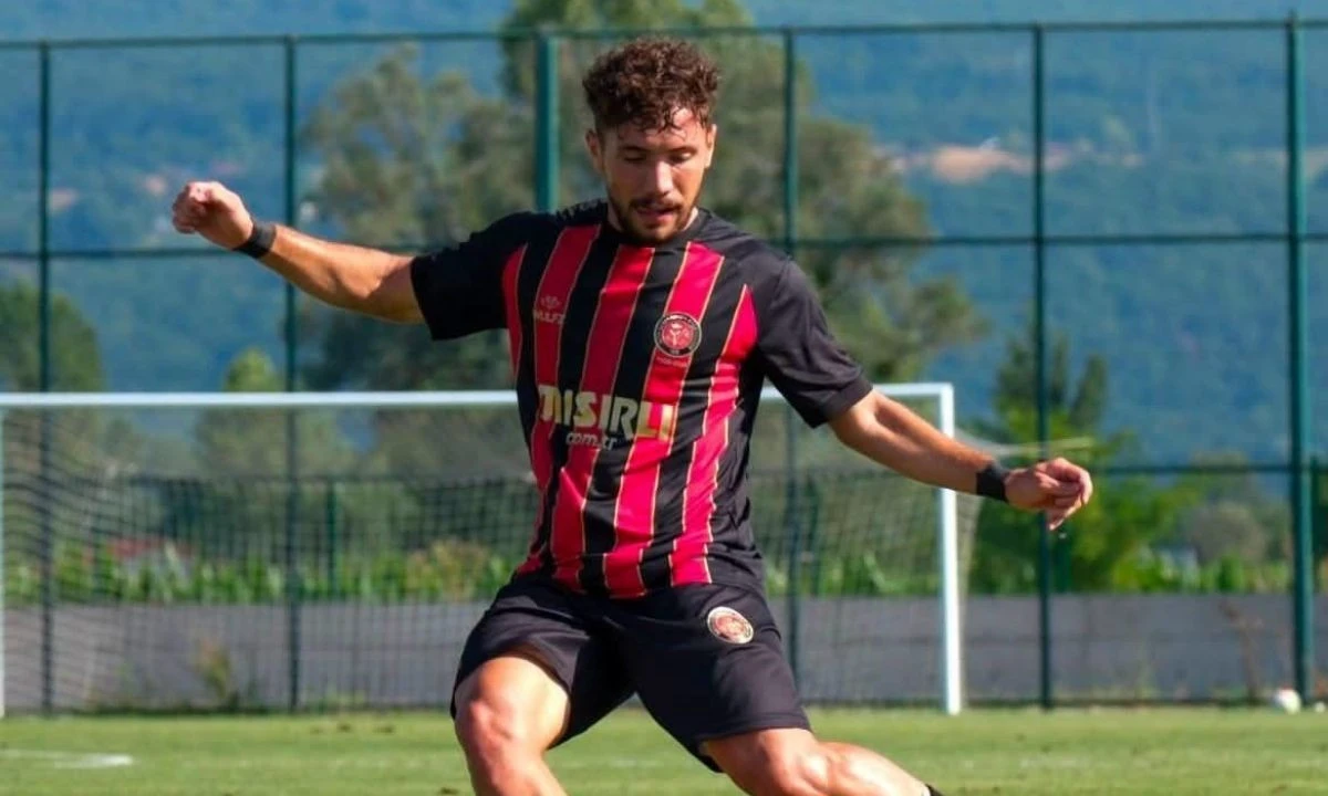 D&uuml;zce'deki Hazırlık Ma&ccedil;ı Gols&uuml;z Bitti