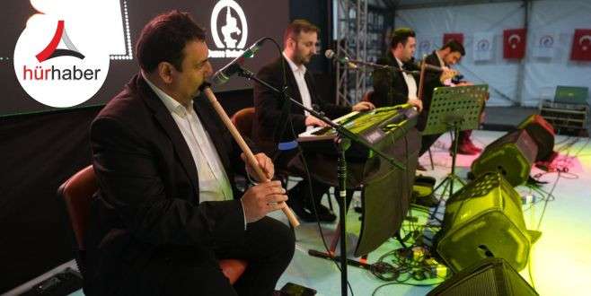 Düzceliler tasavvuf ezgilerine eşlik etti