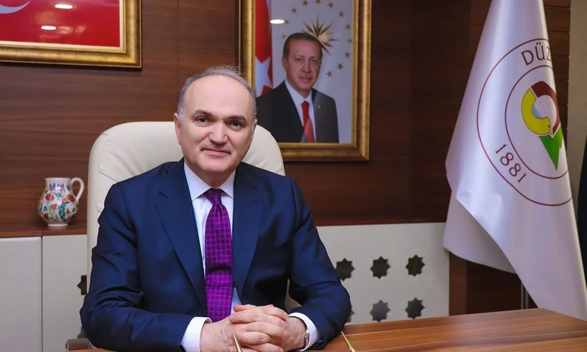 Faruk Özlü, Çerçioğlu'nu Düzce'ye davet etti.