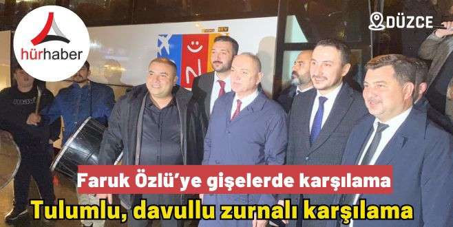 Faruk Özlü’ye AK Partililerden gişelerde karşılama