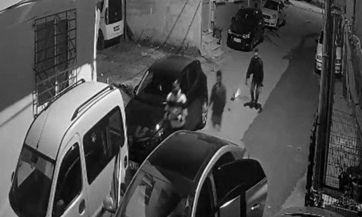 Fişekler, bir apartmandaki üç bebeğe korku dolu anlar yaşattı