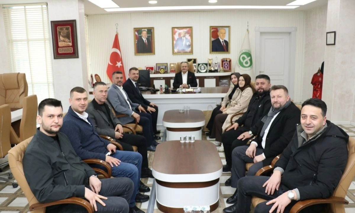 Garip ve Y&ouml;netim Koloğlu ile İşbirliği