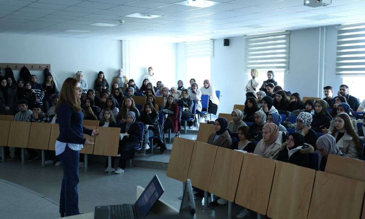 Kariyerime nasıl hazırlanırım? etkinliği gerçekleştirildi! 