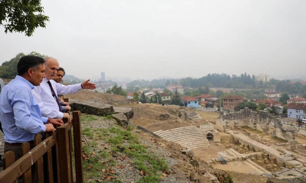 Konuralp'te Tarih Yeniden Canlanıyor