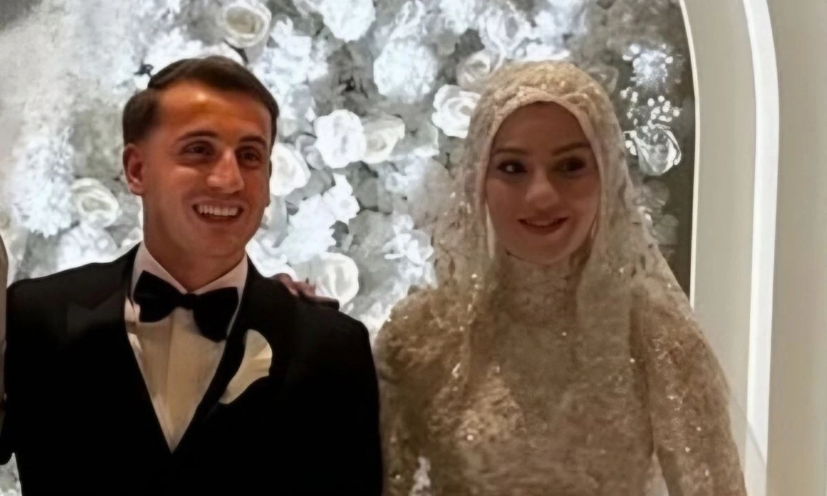 Milli futbolcu Kerem Aktürkoğlu, hayatını Ceren Azak ile birleştirdi