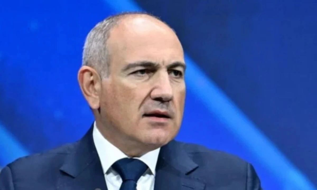 Nikol Paşinyan: Hayal d&uuml;nyamızdan &ccedil;ıkıp ger&ccedil;ekleri g&ouml;rmeliyiz