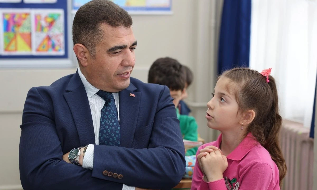 Öğrenciler vali ile bir araya geldi