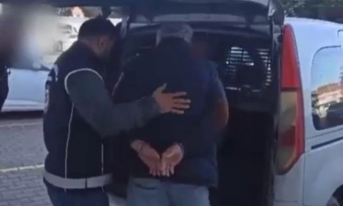 Otoyolda Takside 3 Düzensiz Göçmen Çıktı