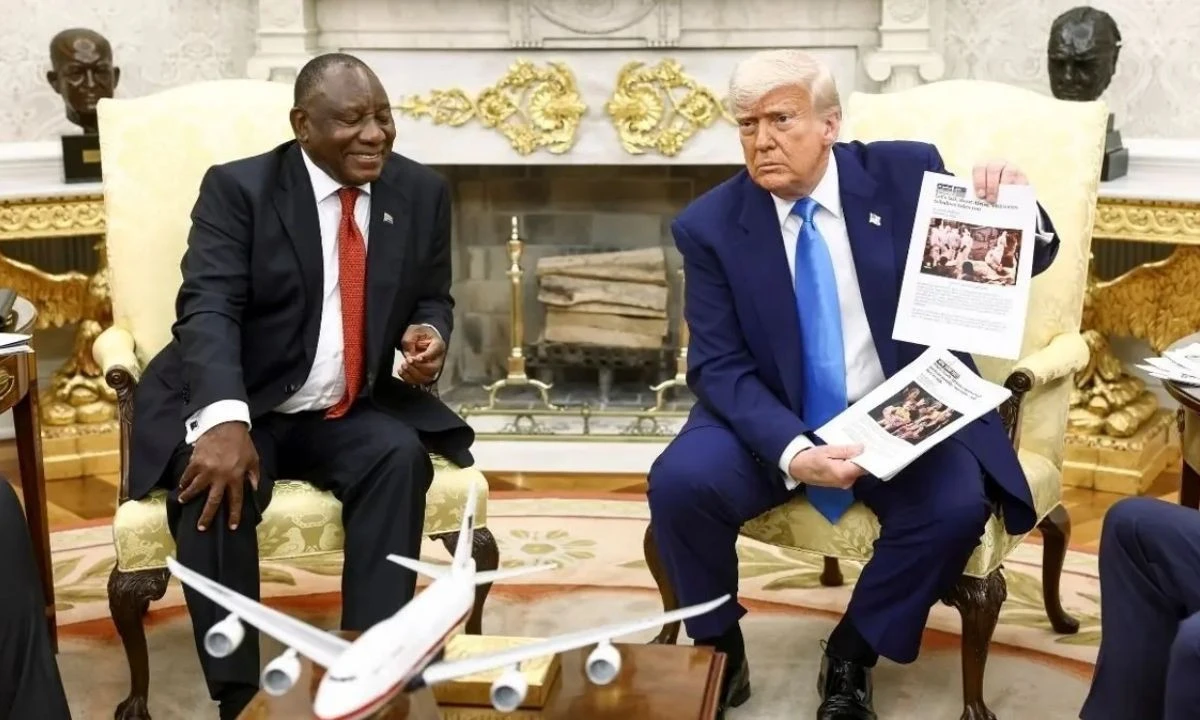 Oval Ofis'te Trump yalanı