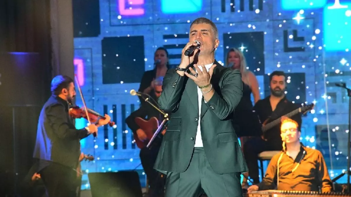 Özcan Deniz'den yıllar sonra gelen "Dön Desem" itirafı