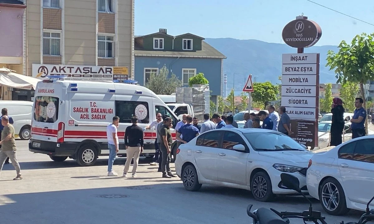 Park tartışması şiddetli kavgaya dönüştü, 2 kişi yaralandı