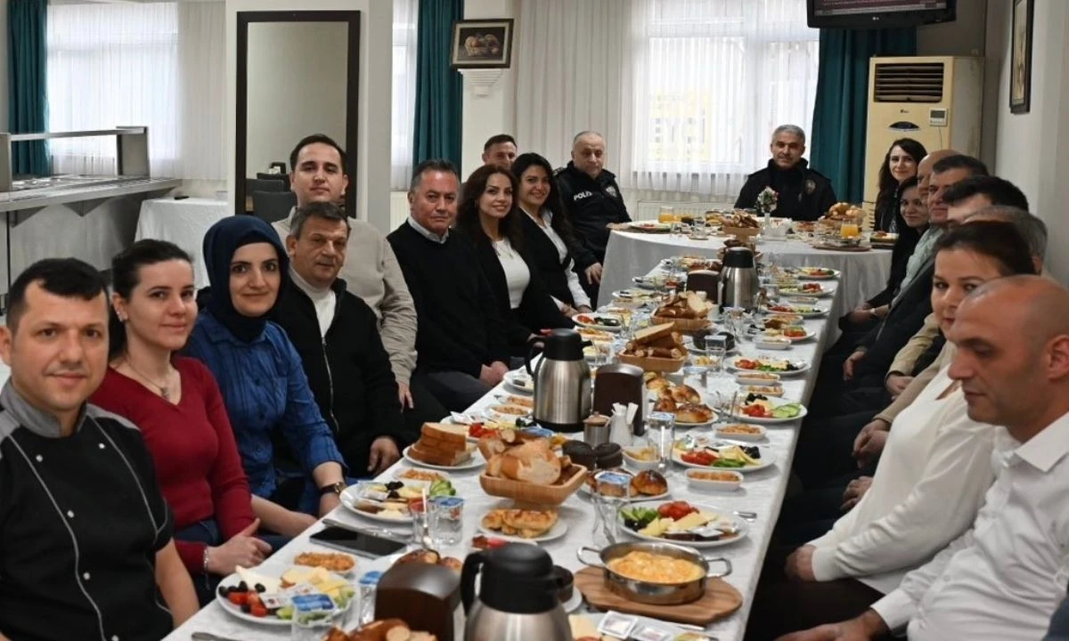 Polisevi Şartları ve Planlar G&ouml;r&uuml;ş&uuml;ld&uuml;