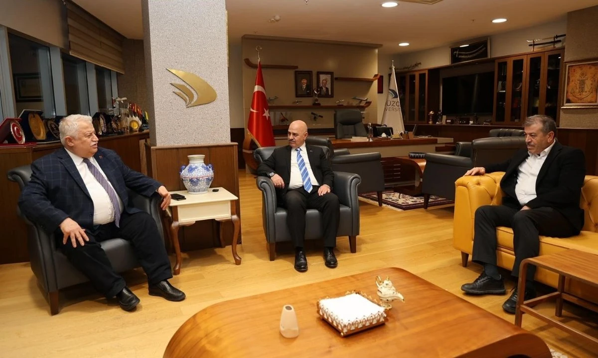 Rekt&ouml;r Prof. Dr. Nedim S&ouml;zbir T&Uuml;BA Başkanı Şekeri ağırladı