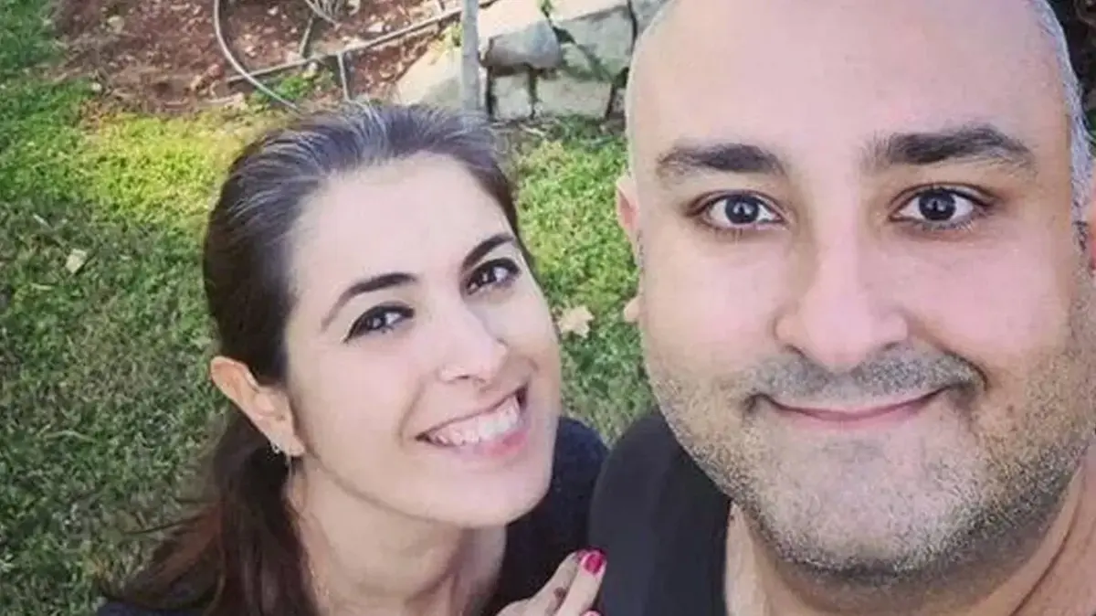 R&uuml;şt&uuml; Onur Atilla ile Sinem Ayyıldız oğulları i&ccedil;in bir araya geldi