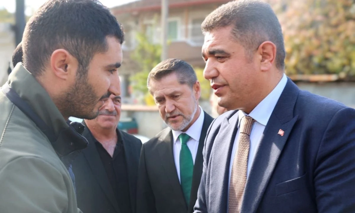 Selçuk Aslan Acılı Aileye Başsağlığı Diledi.