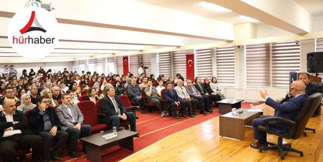 Sözbir “Başarıyı etkileyen en önemli faktör çalışmak”