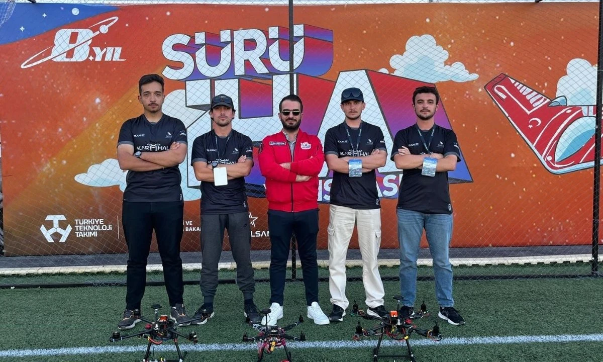 Swarm Drone Şampiyonları: Düzce MEKATEK Zafer Kazandı