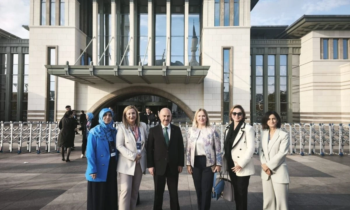 Türk Tıp Kurultayı'nda Kekeçoğlu Ödülü