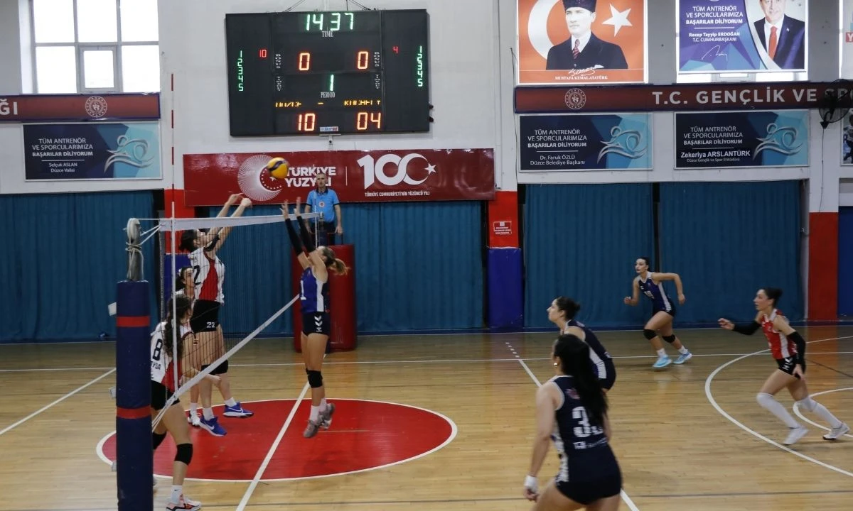 TVF Kadınlar 2. Ligi: Düzce Yenildi 3-1 Skoru