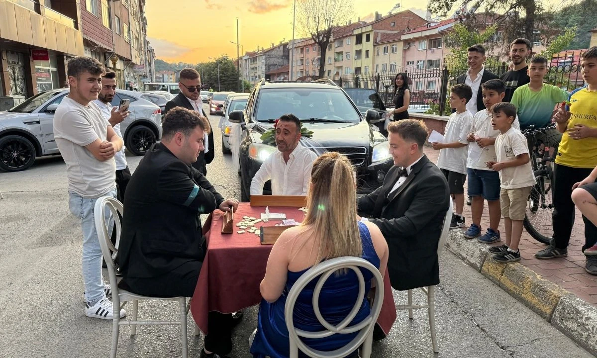 Yenice'de Konvoy Kesme Şekli Çok Konuşuluyor