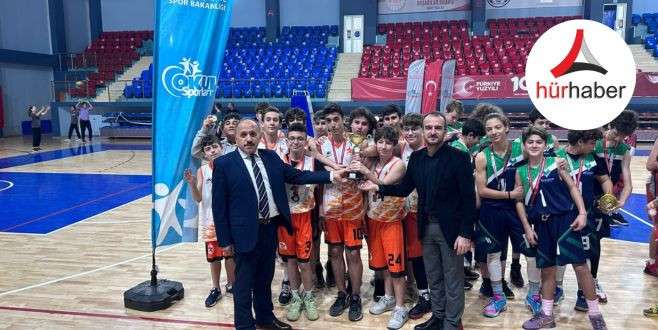 Yıldız basketbolda birinci belli oldu