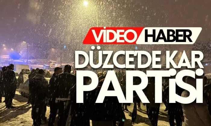 Bahçeşehir Kış Eğlencesi Horonla