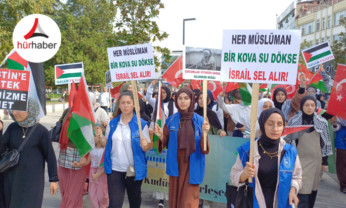 Filistin'e destek için çocuklar 1 kilometrelik resim yaptı
